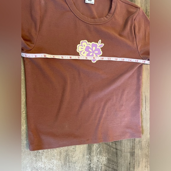 Aritzia Sunday Best Cropped Marsala TShirt Medium - Picture 8 of 8